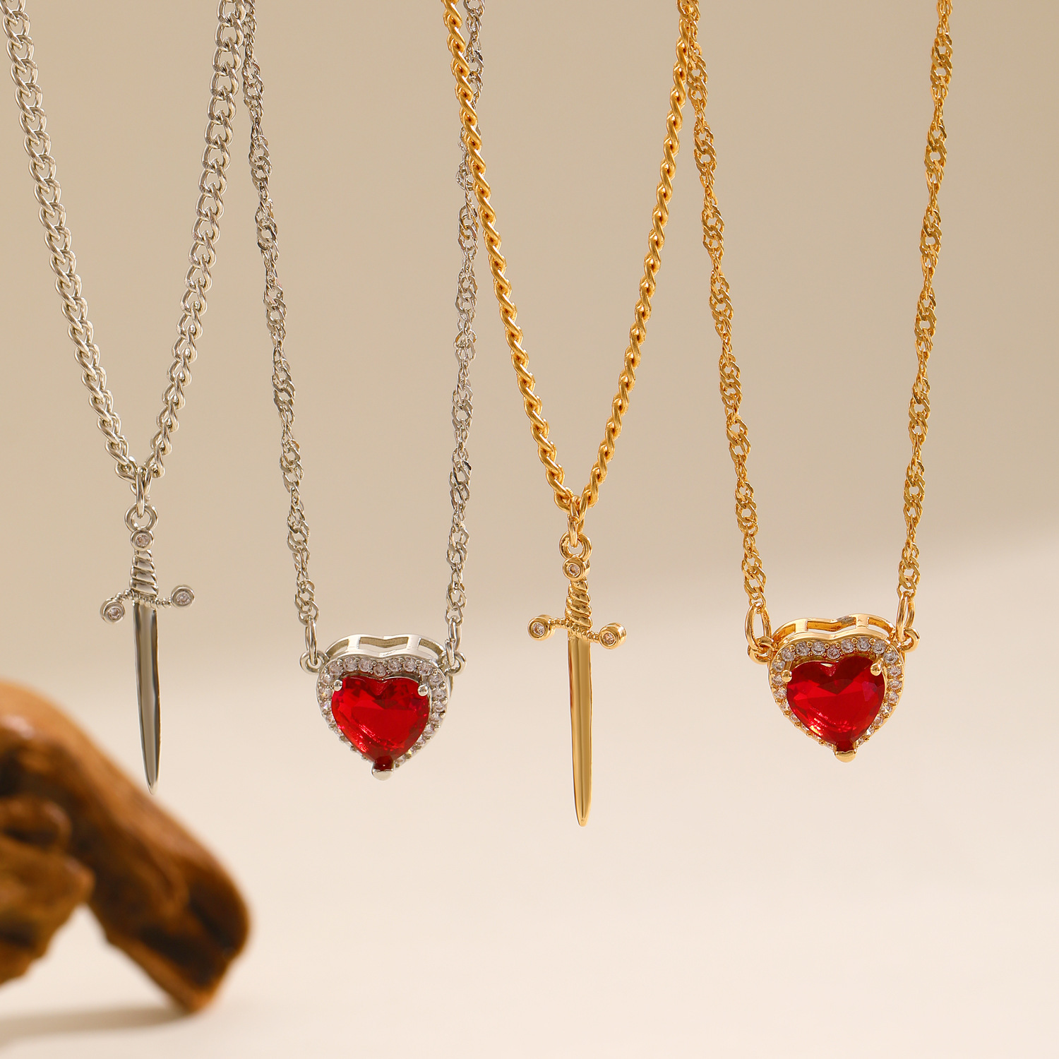 Gothic Heart and Sword Couple  - Wedding Qw recension och pris